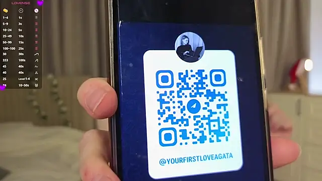 sunshine_agata - Sunshine_agata's free webcam - UK Sex Cams