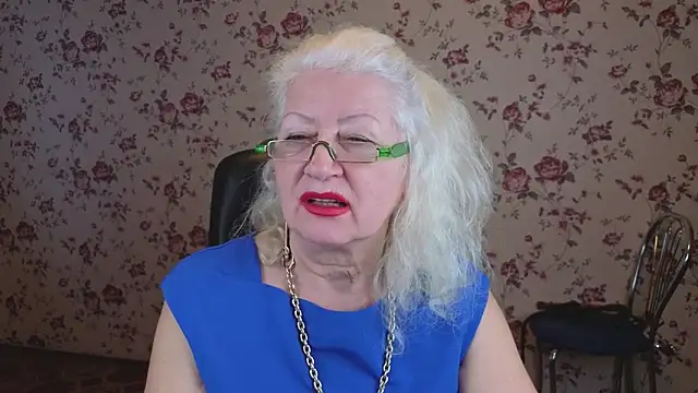 Maya_Mayflower webcam