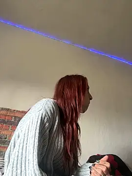 Kriszty_baby26 live cam screenshot malefemale from Hungary on Token.Show — Token Tipping & Live Cams