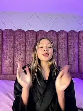 victoria_adams14 - Victoria_Adams14's free webcam