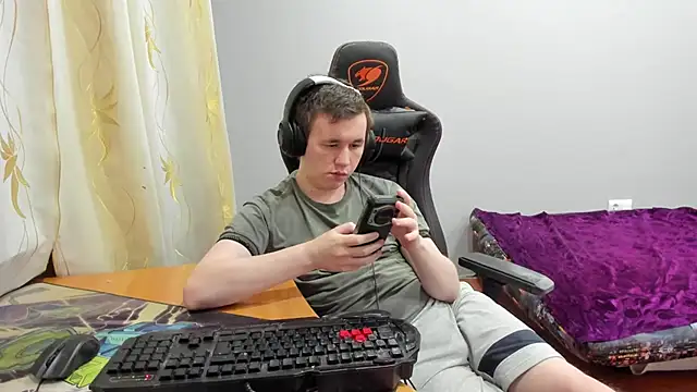 iliaskrislove webcam