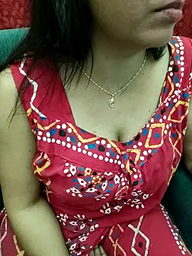 Webcam Model (Cute_Kritika)  is live.Free join now!