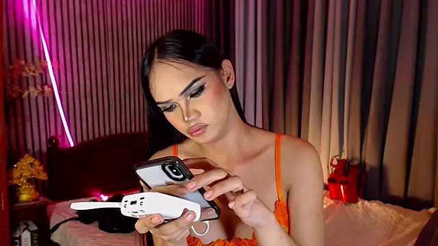 Unforgettablejulia webcam