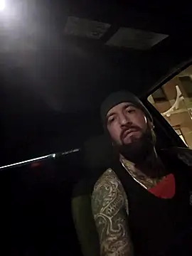 Beardedtattood webcam