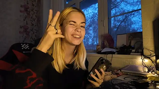 Witching_Moon webcam