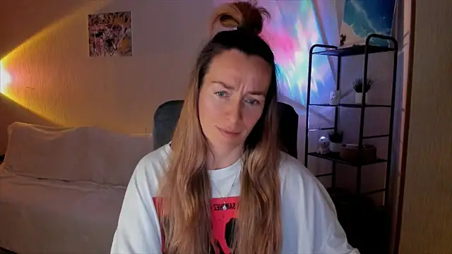 RebeccaMartinez webcam