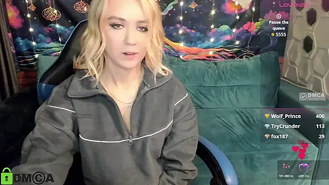 CrystalGirl99 webcam