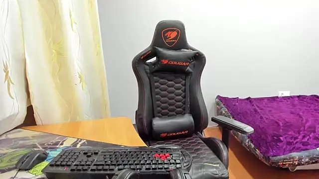 iliaskrislove webcam