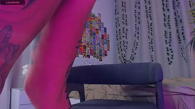 CharimgSabrina webcam