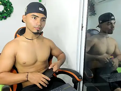 andrew_jonhes webcam