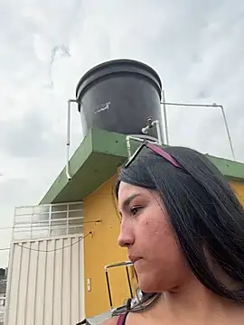 Webcam Model (Samantha_firee)  is live.Free join now!