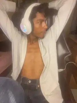 tooexpensive (M twink) - cumshow