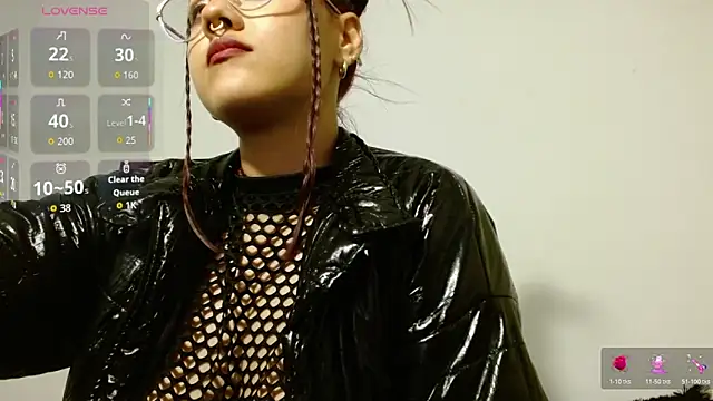 Divinejewel444 webcam