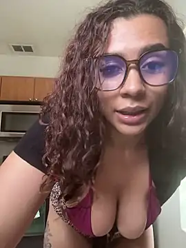 lightskinchick12 webcam