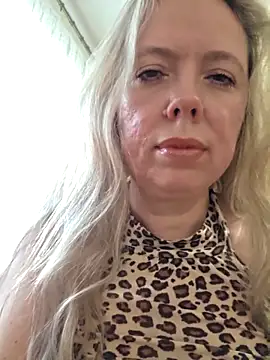 Irina3718 Live Webcam on Stripchat