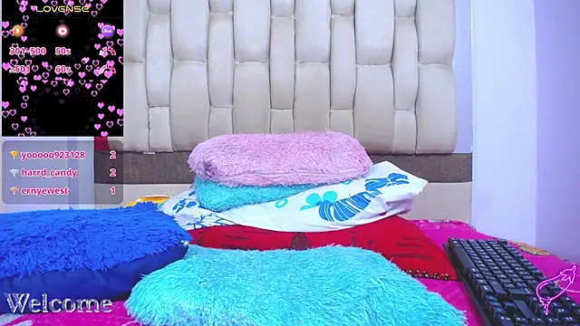 DollCoquette27 webcam