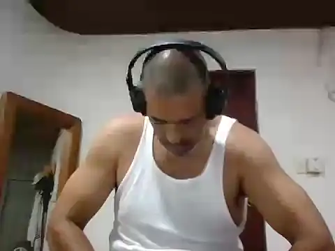 jackbigcock11 webcam