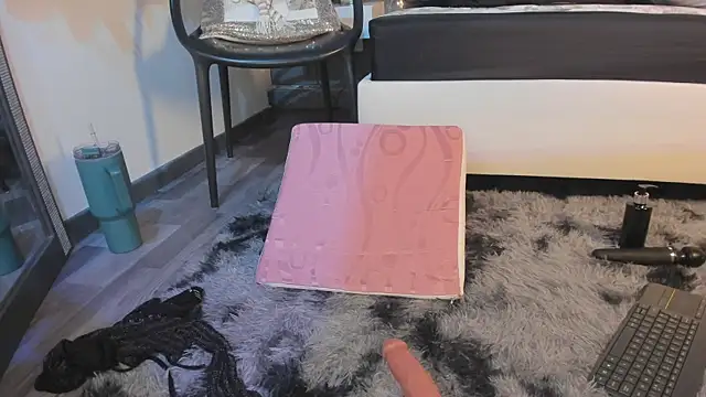 Julia_Martinez_ webcam