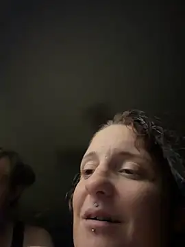 Eden_Darkskye webcam