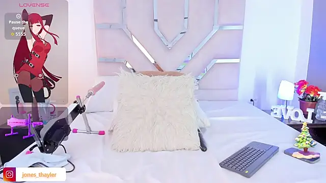 Thayler_jones webcam