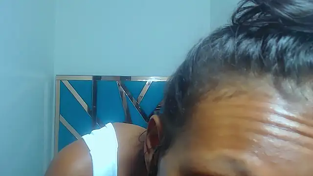 monserrath_bitch_naughty webcam