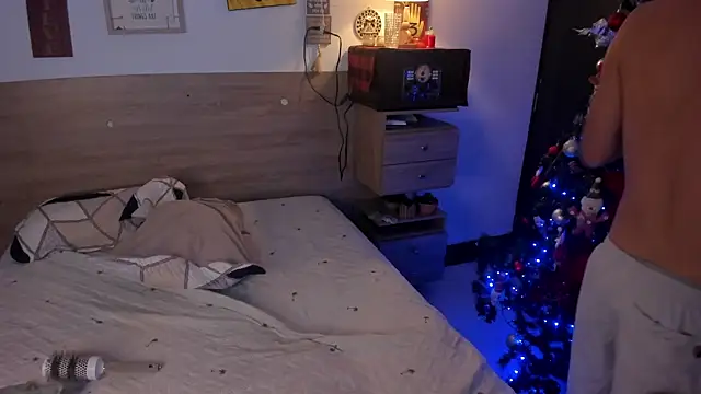 justinbiler (M twink) - show cum