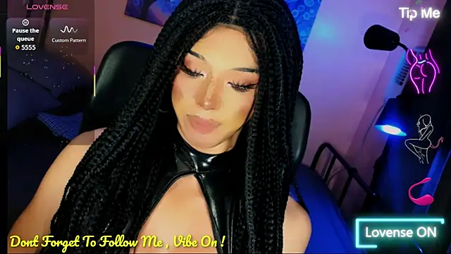 xUrGoddess_Bellax webcam