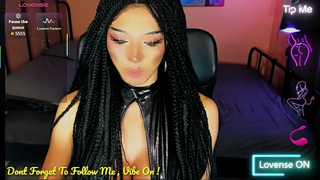 xUrGoddess_Bellax webcam