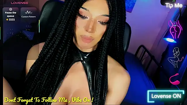 xUrGoddess_Bellax webcam