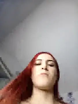 laura_arias018 webcam