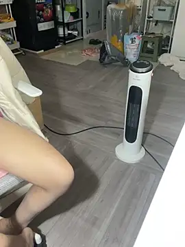 Mina048 webcam
