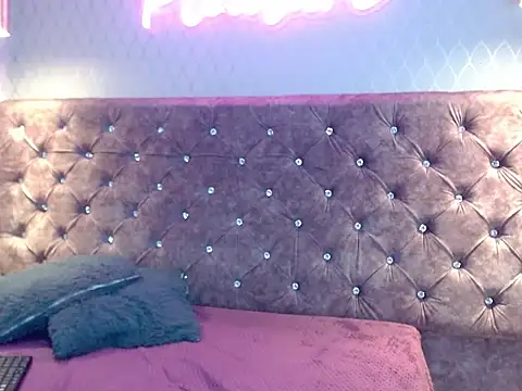 CataleyaDamourx webcam