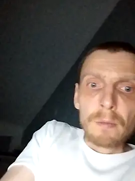 CrookedBunk3527 webcam