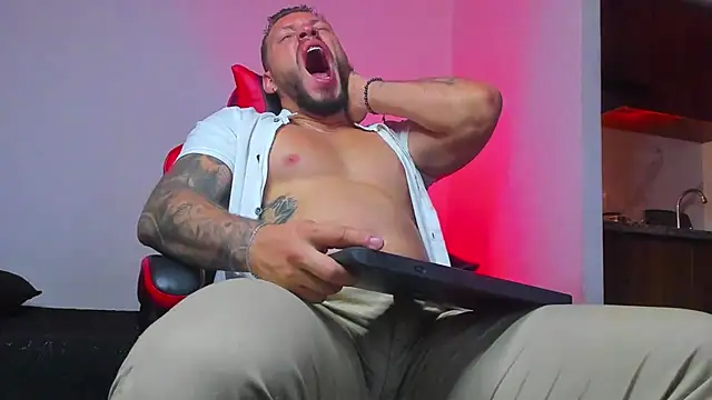 dimitri_masteer - DIMITRI_MASTEER's free webcam - UK Sex Cams