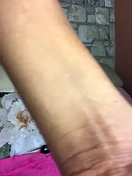 VeryGoodBadGirl1 webcam