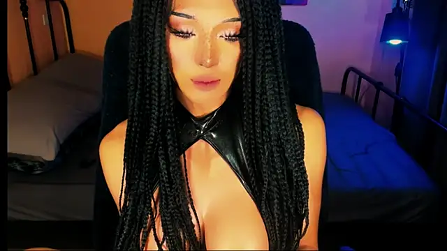 love chat XUrGoddess Bellax