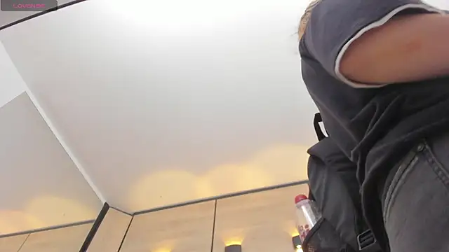 dorothy_vegga webcam