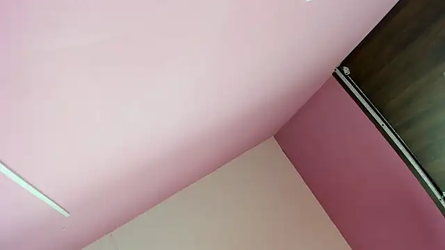 CharlotteStuart webcam