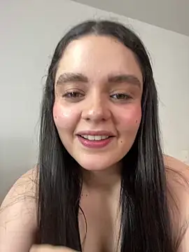 Webcam Model (Selena_Roa)  is live.Free join now!