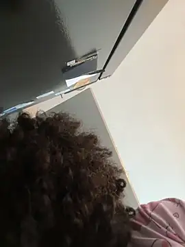 Rizos_hot_official webcam stripchat model stream image