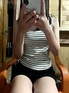 Katy68 live cam screenshot female on SexOnline.pics – Live Cam Recordings, GIFs & Pics