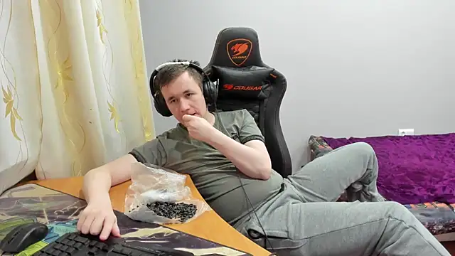 iliaskrislove webcam