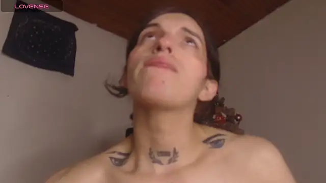 Scarlett_crastrawberry webcam