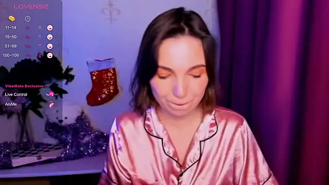 KindHazelHere_ webcam