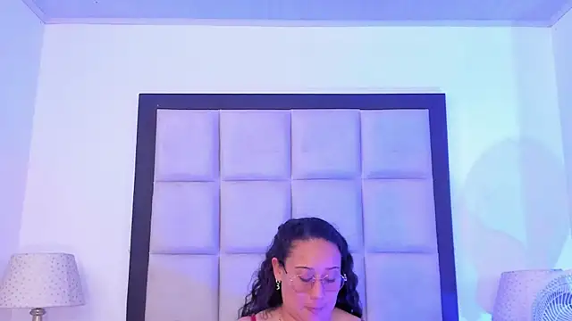 RachelleEvans webcam