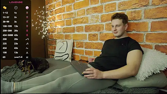 charlie_smiley (M young) - CUM Day Fontain CUM