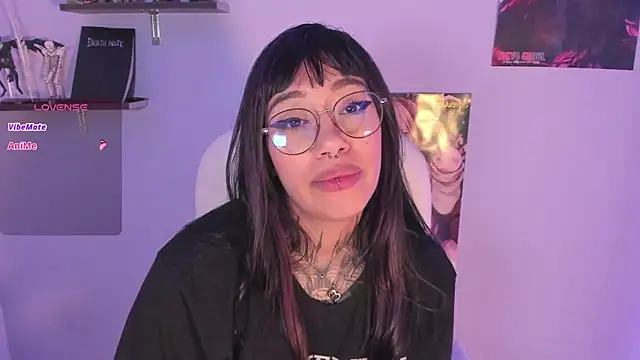 Akari1_Mischief webcam