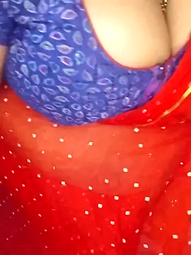 divyahoty (F young) - Full nude and pussy fingaring 10 mins