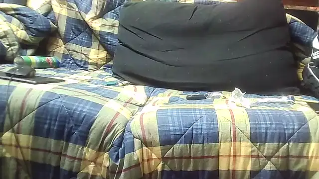 ILOVEhairywoman webcam