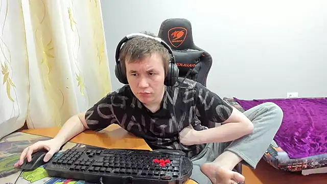 iliaskrislove webcam